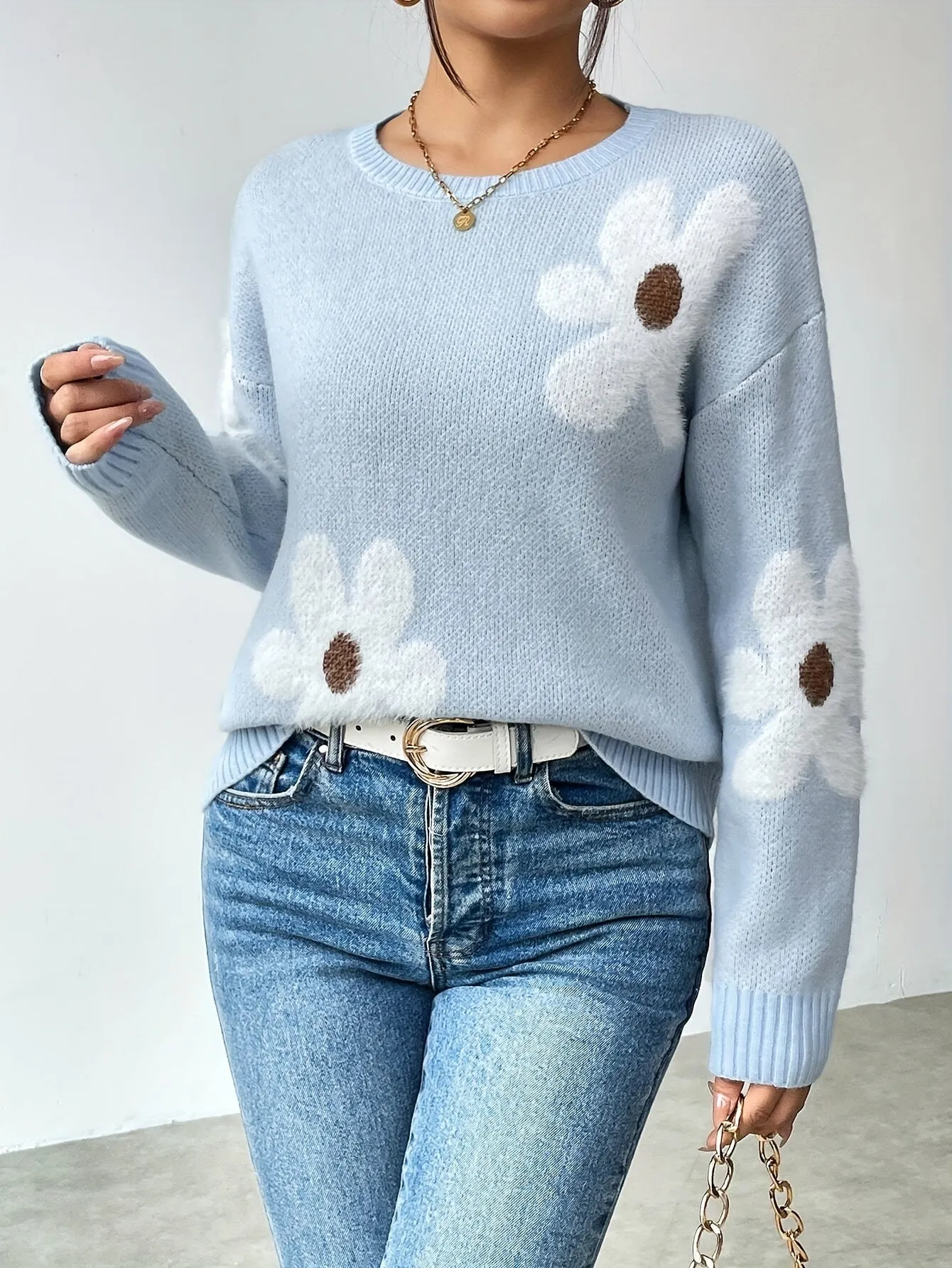 ANGELIE™ - COMFORTABLE FLORAL KNITTED SWEATER