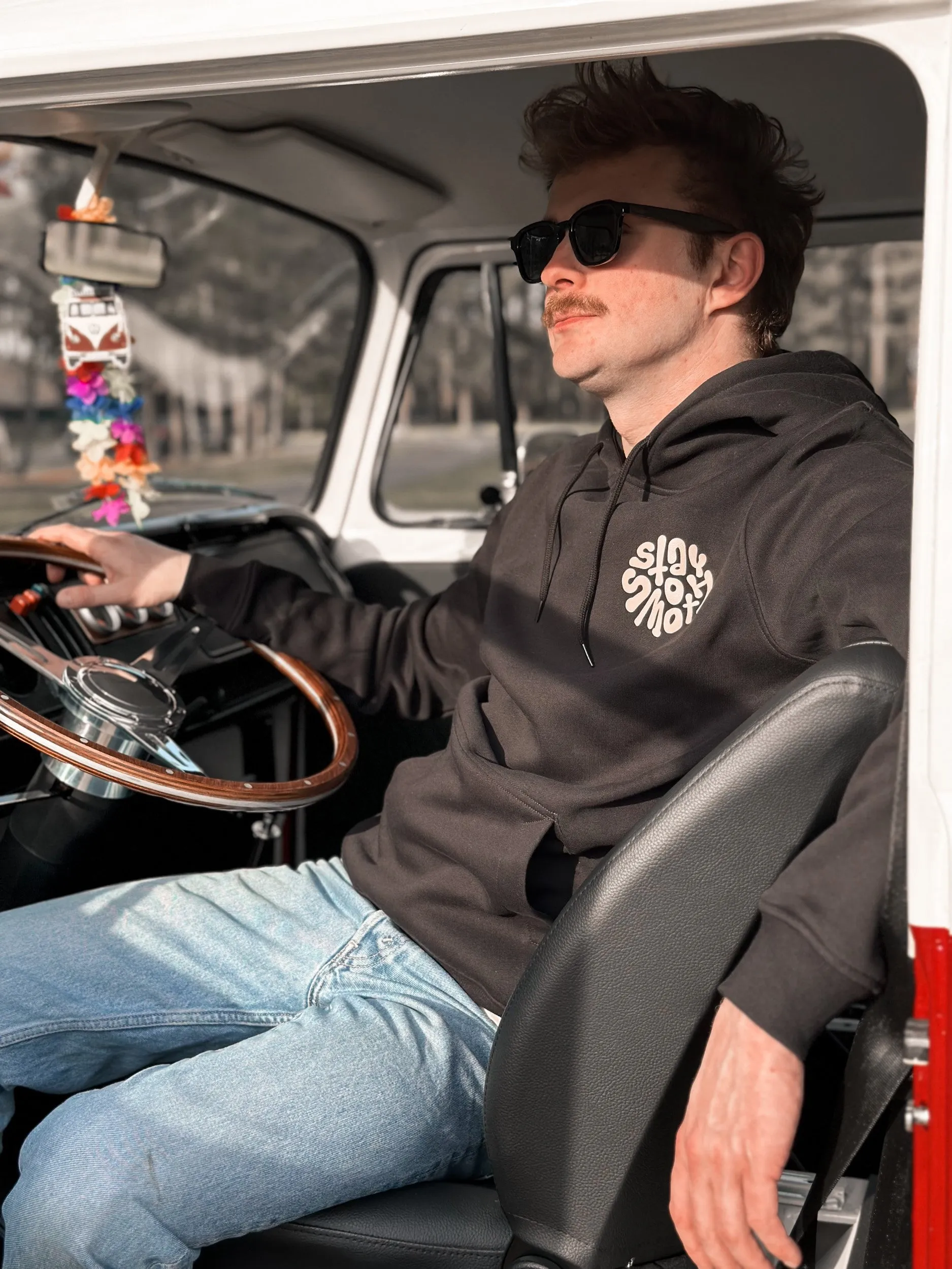 Black Hoodie / Stay Smooth Sand Front Back Men