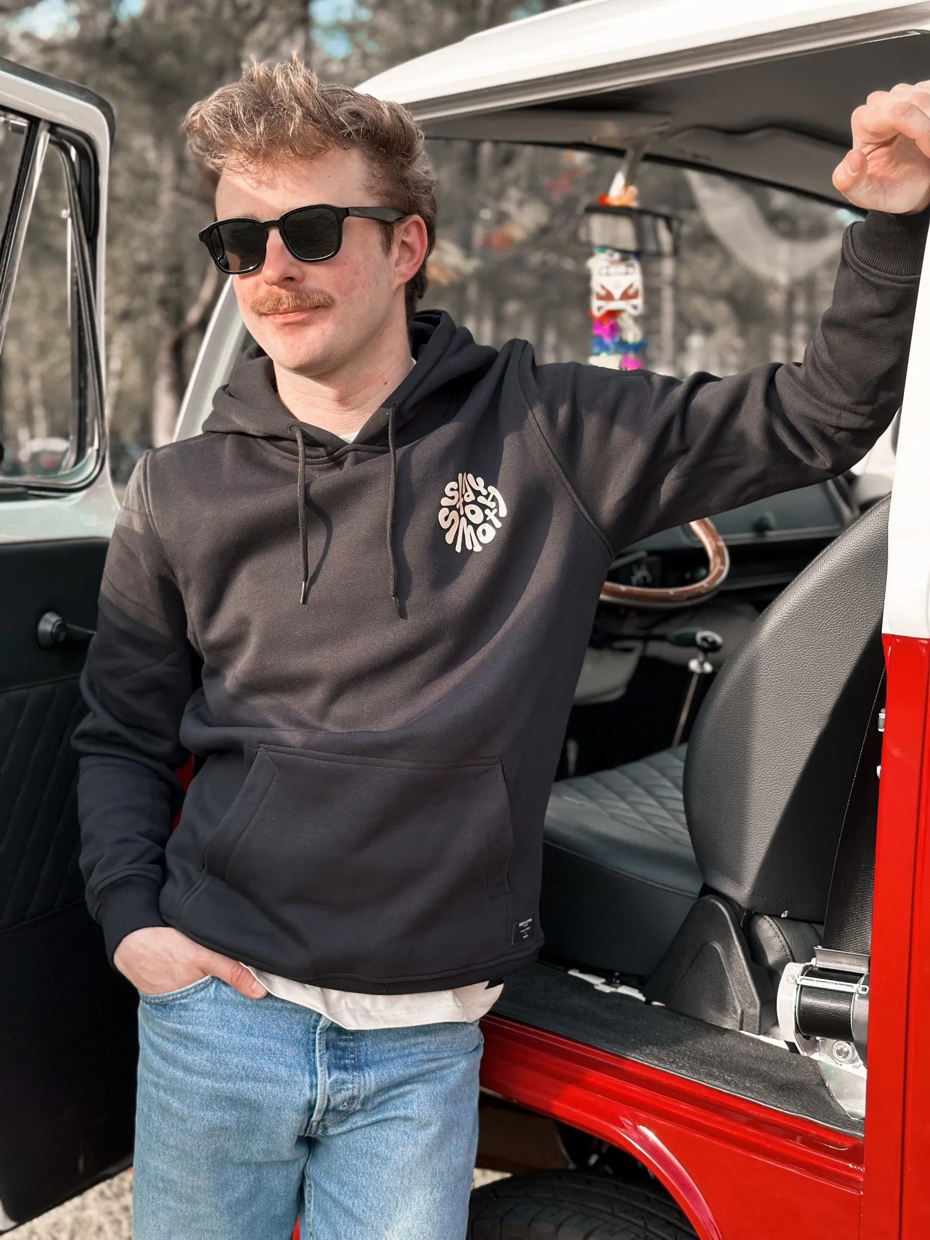 Black Hoodie / Stay Smooth Sand Front Back Men
