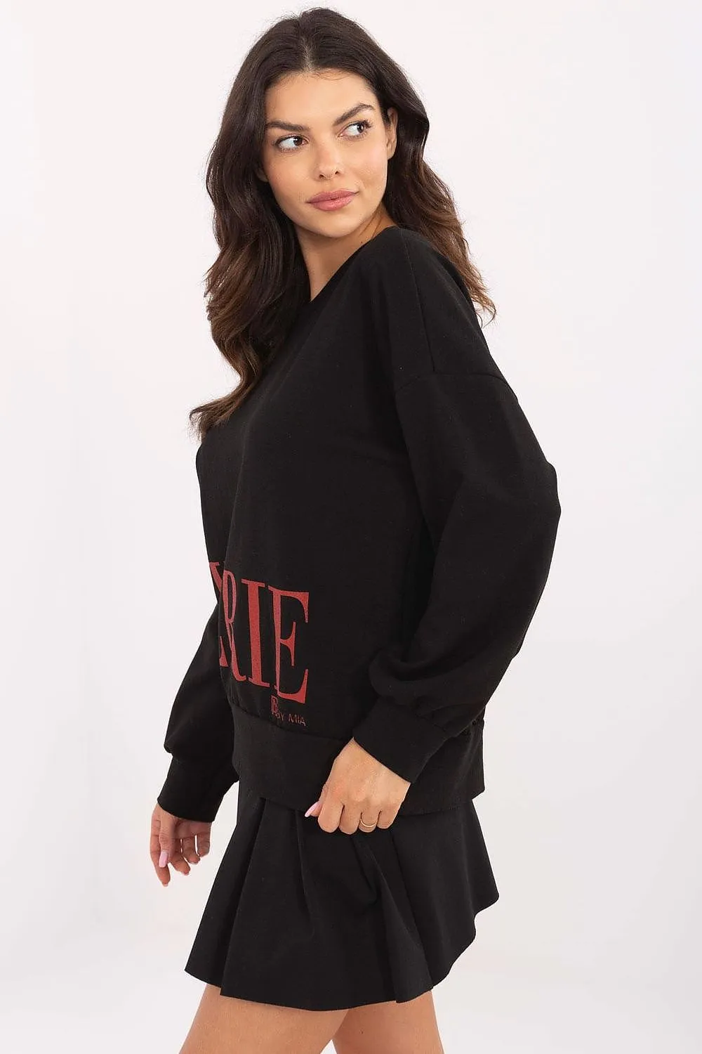 Chic Comfort Long-Sleeve Blouse – Soft Cotton Blend with Trendy Statement Detail