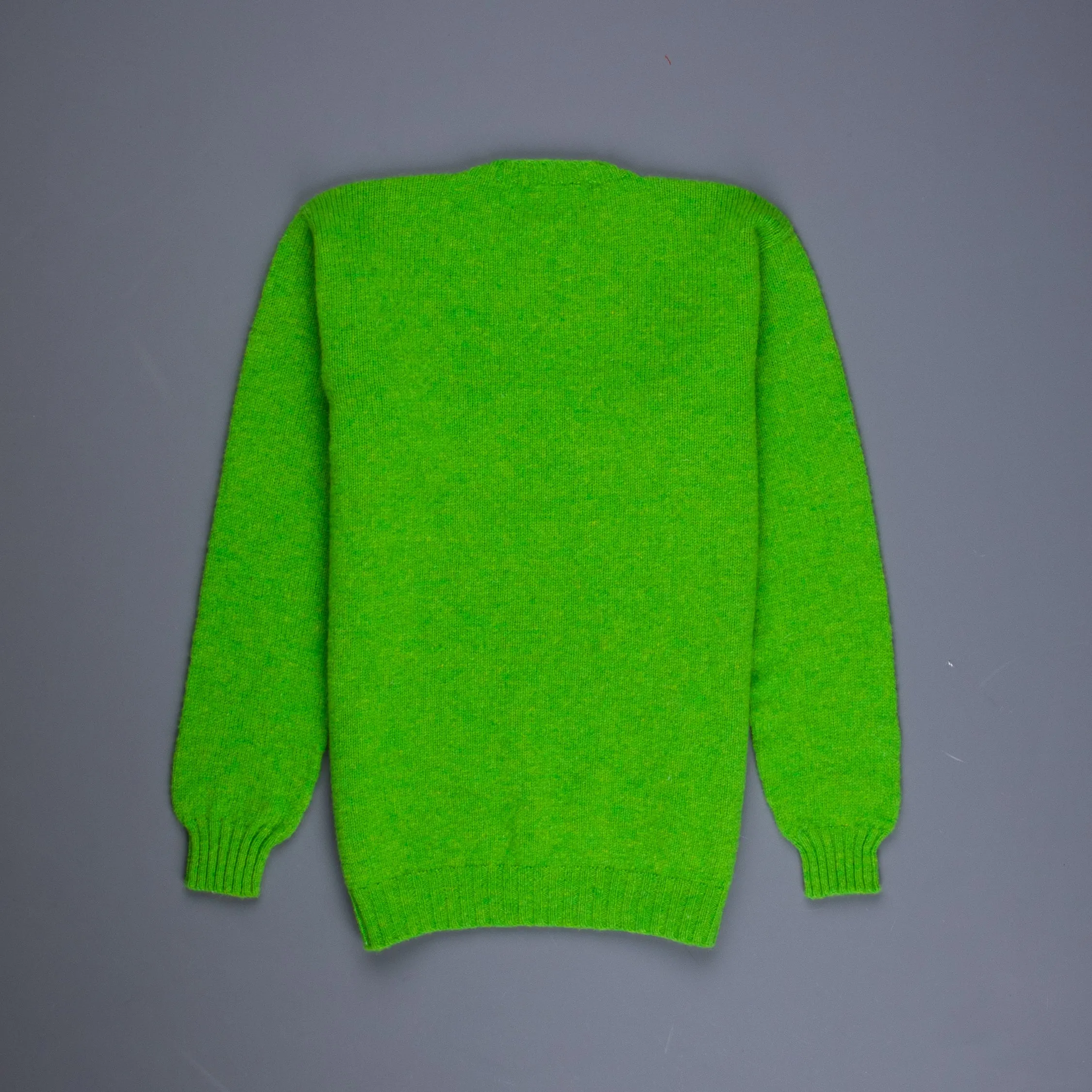 Laurence J. Smith  Super soft Seamless Crew Neck Pullover Gardenleaf