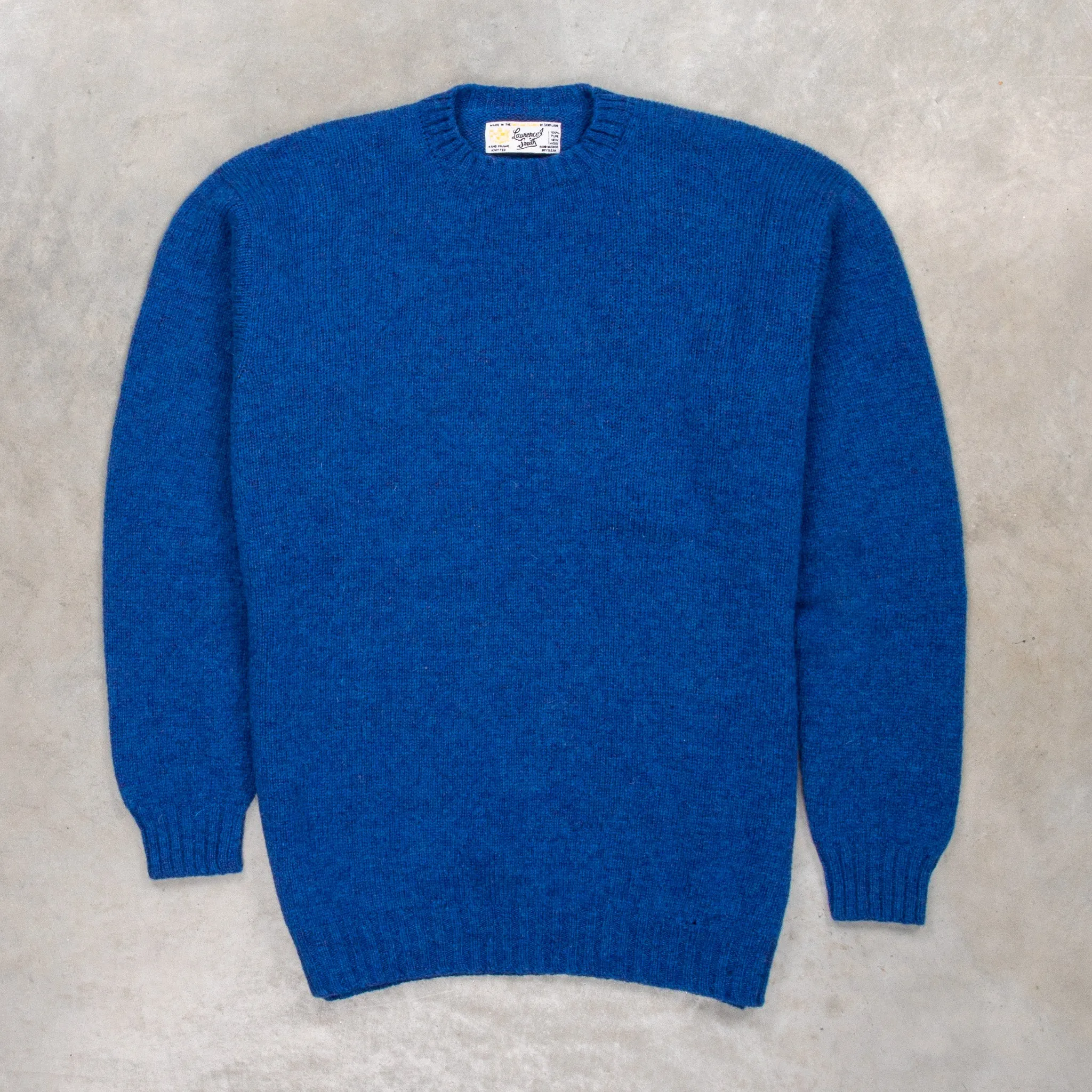 Laurence J. Smith  Super soft Seamless Crew Neck Pullover Ocean Force